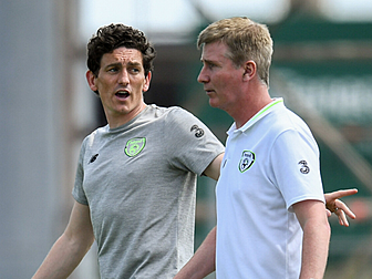 Gary Breen wants the expectati...